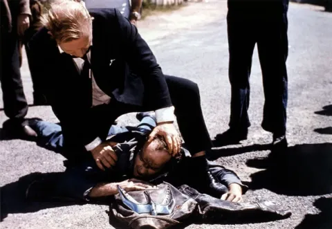 Машины, которые съели Париж. — кадр 6