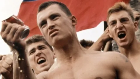 Луна-парк — кадр 2