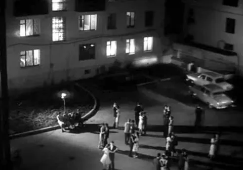 Я шагаю по Москве — кадр 4