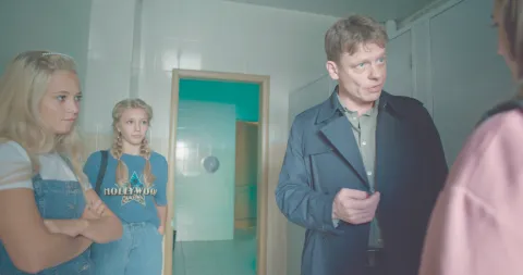 Контакт — кадр 12