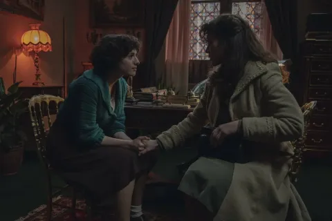 Клуб — кадр 10