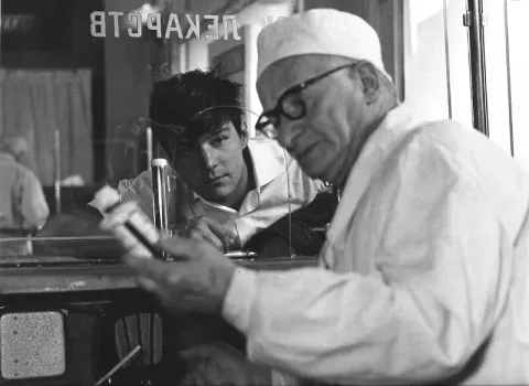 Ваш сын и брат — кадр 4