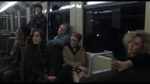 Обязательства — кадр 11