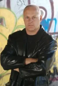 Гленн Хоффманн