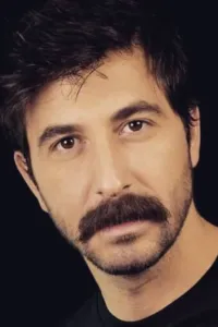 Селим Макароглу
