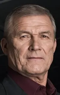 Валерий Кур