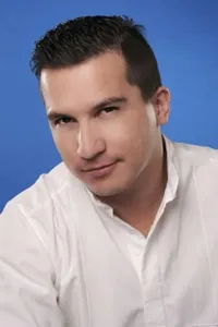 Энцо Фортуни