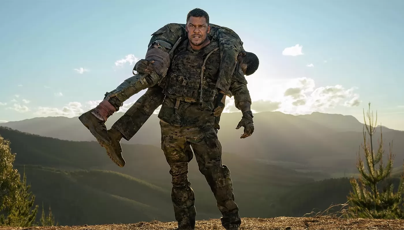 Netflix запускает сиквел "Военной машины" с Аланом Ричсоном